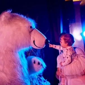 A GREETING FROM THE WHITE BEAR